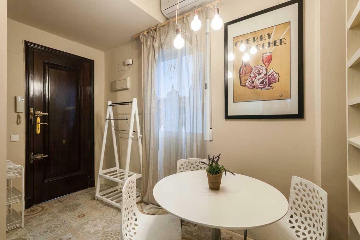 Precioso Apartamento En Pleno Centro Con Wifi Valenza Esterno foto